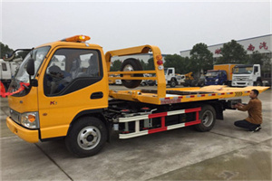 汕尾城区哪里有拖车服务