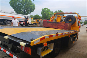 汕尾城区附近拖车电话号码服务