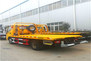 汕尾城区附近拖车救援搭电